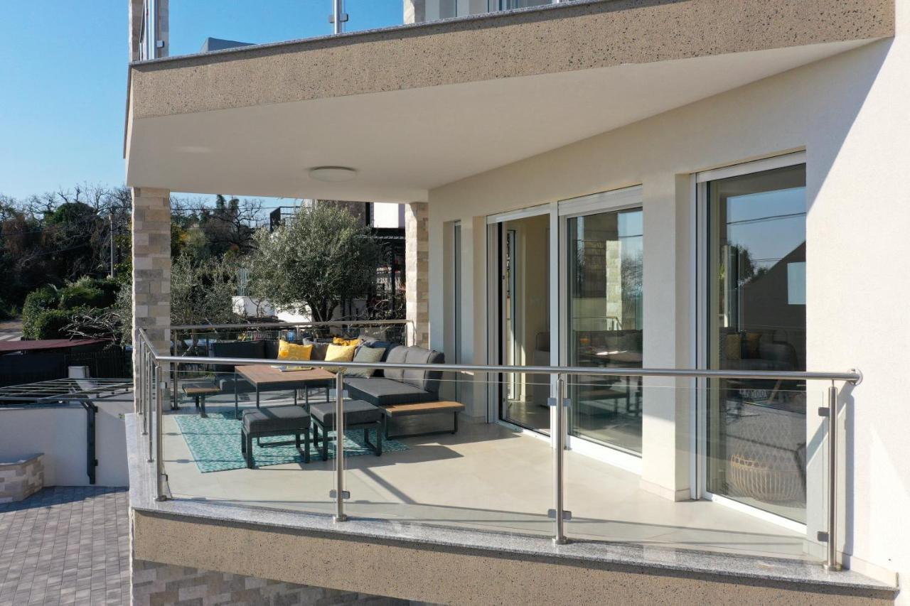 Villa Sunny Icici- Apartment Sun المظهر الخارجي الصورة